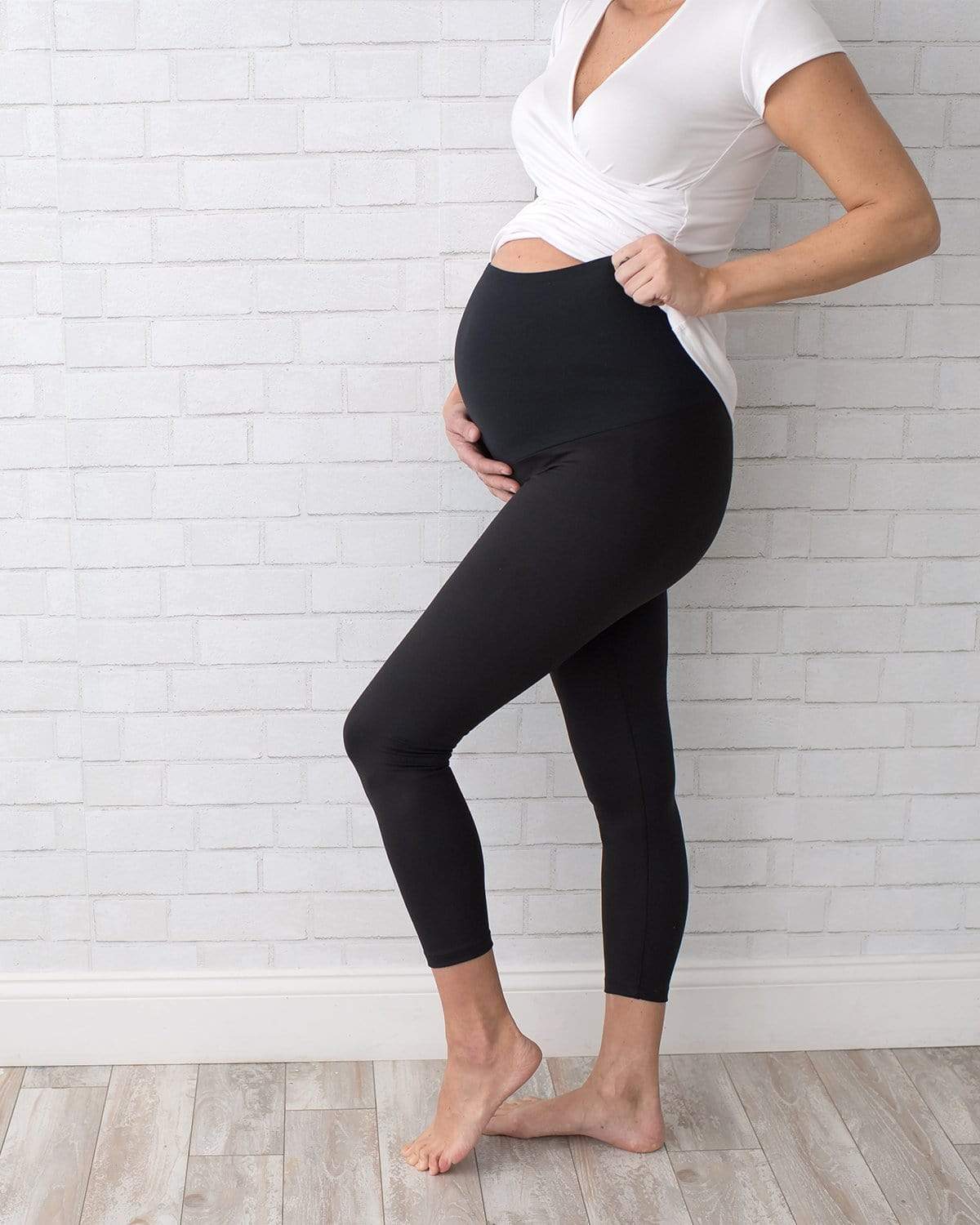Lot of 2 A Pea in the Pod Maternity Leggings Black and Gray