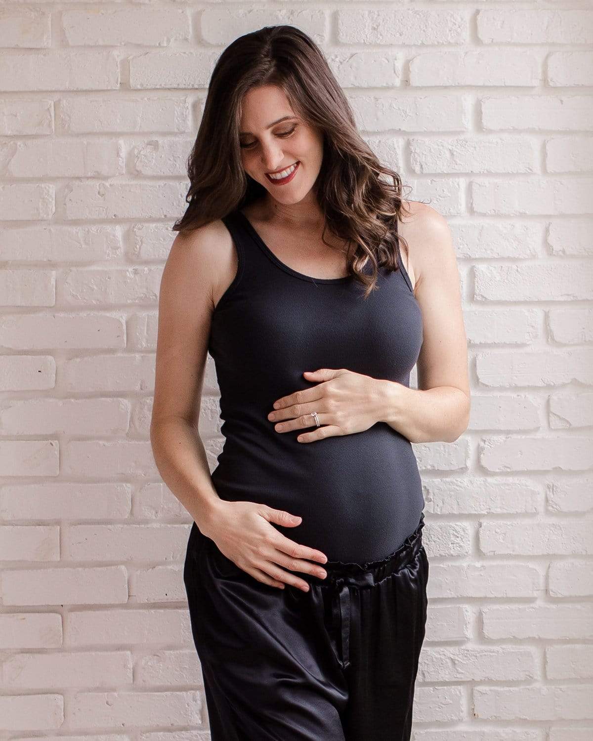 Black Bumpin' Maternity Tank by Senita Athletics (Gently Used - Size  X-Large ) - Motherhood Closet - Maternity Consignment